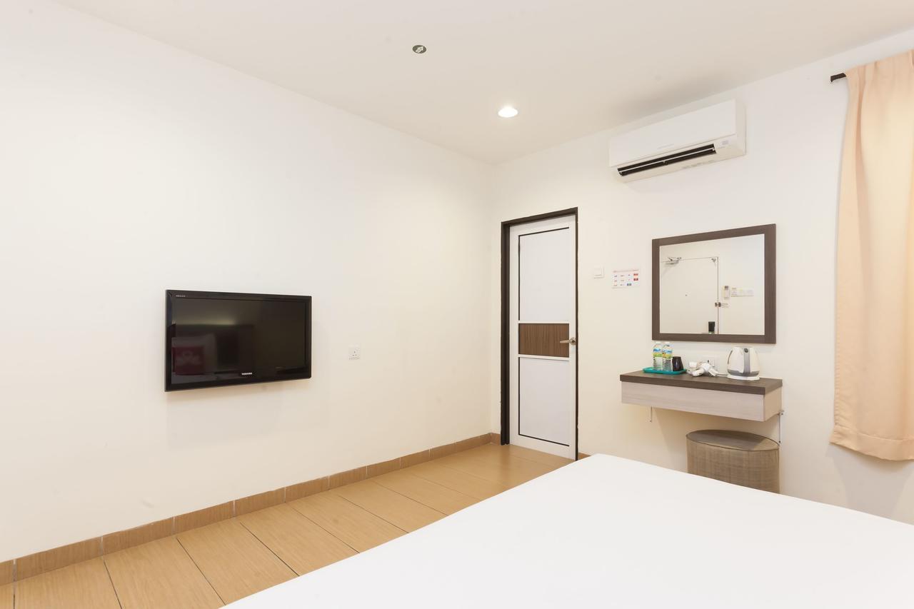 Zen Rooms Pertam Jaya Malacca Exterior foto